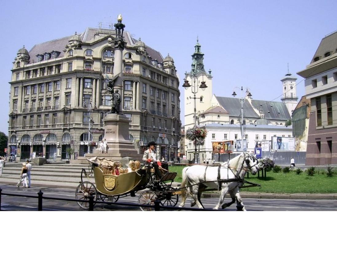 Apartment On Sholom Aleykhema 8 Lviv Exterior foto